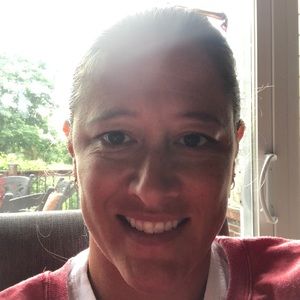 Meet your Posher, Brooke